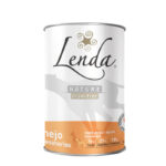 Comida húmeda de conejo con zanahorias